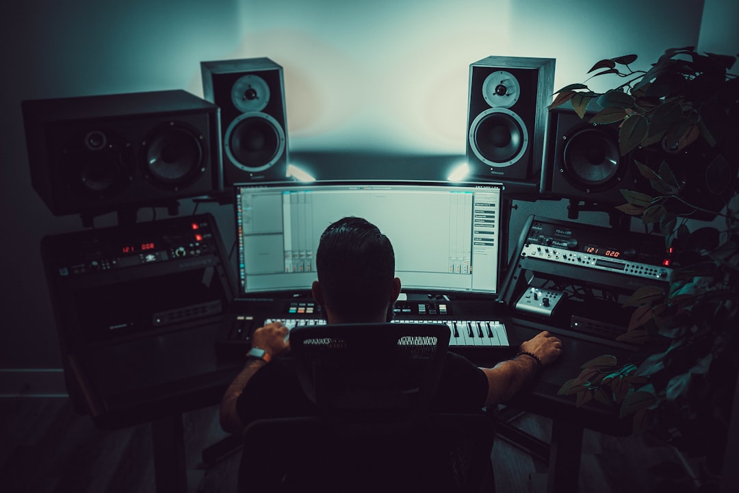 Online Beat-Making Workshops: A Pricing Model That Beats Skillshare