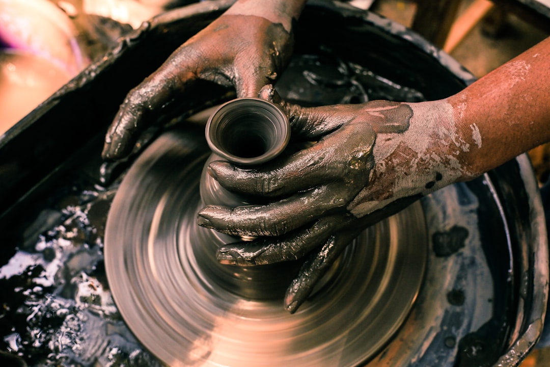How to Start a Pottery Workshop From Home Without Overinvesting in Infrastructure